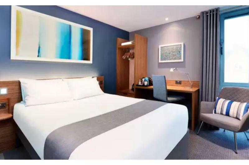 Travelodge London City Exterior foto